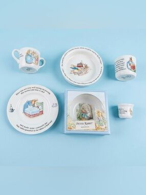 Vintage 90’s Wedgwood Peter Rabbit 6pc Nursery Set Made In England Heirloom